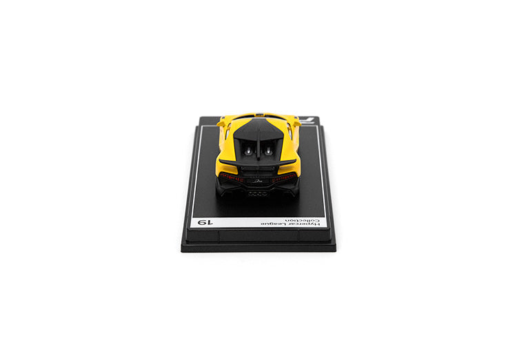 Bugatti Divo, 1:64 Scale (Yellow)