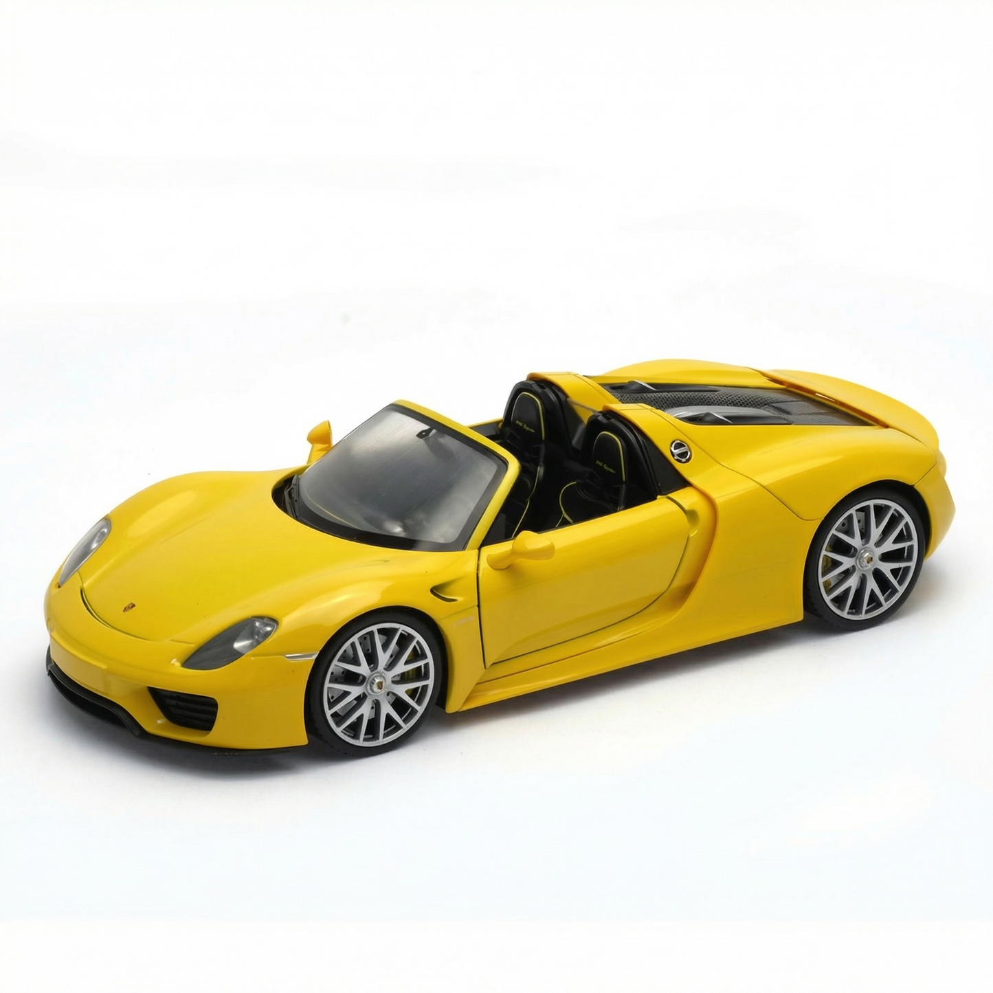 Porsche 918 Spyder (Convertible), 1:24 Scale