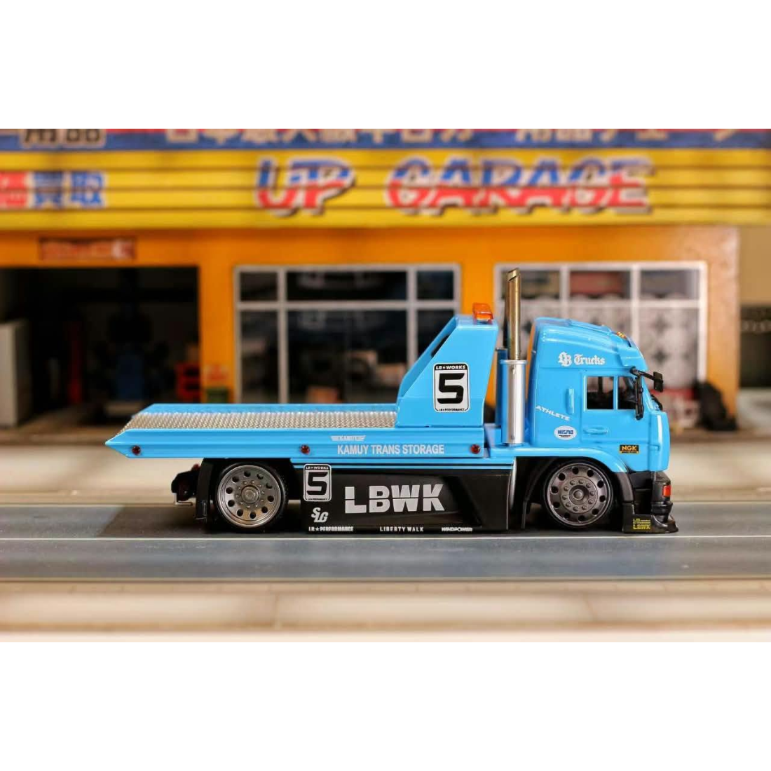 *PRE-ORDER* Lamaz Tow LB #5, 1:64 Scale (Blue) collectible diecast model at Poketwheels