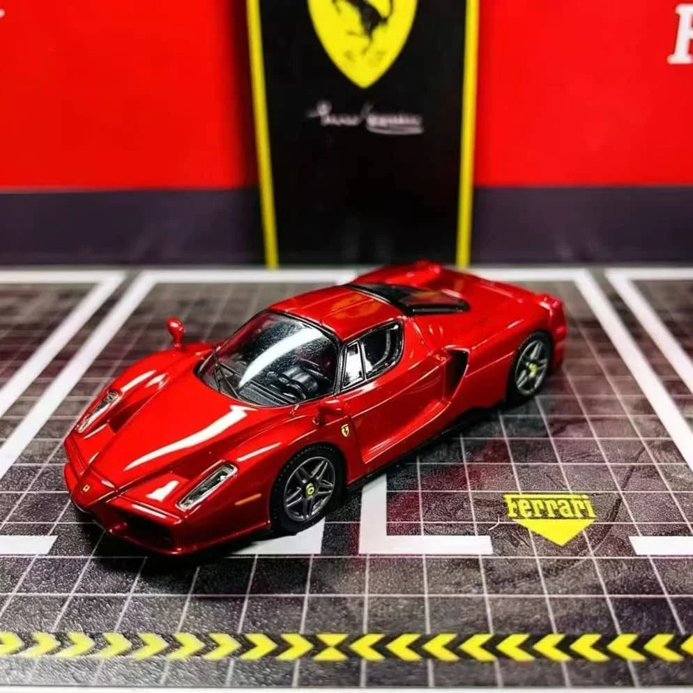 *PRE-ORDER* Ferrari Enzo (Visible Engine), 1:64 Scale (Metallic Red) collectible diecast model at Poketwheels