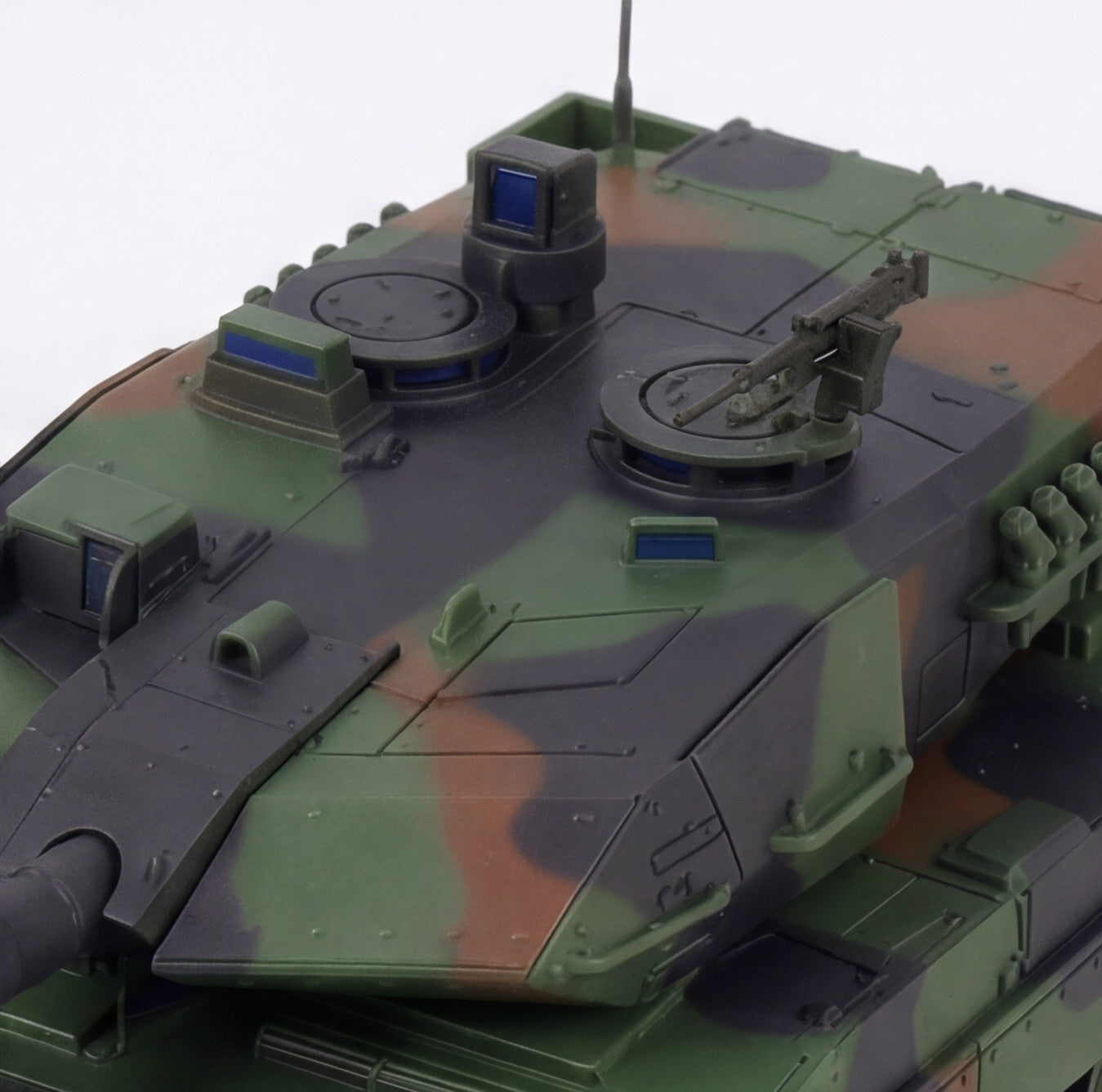 Leopard 2A6 AGING VERSION-NATO TRICOLOR CAMOUFLAGE