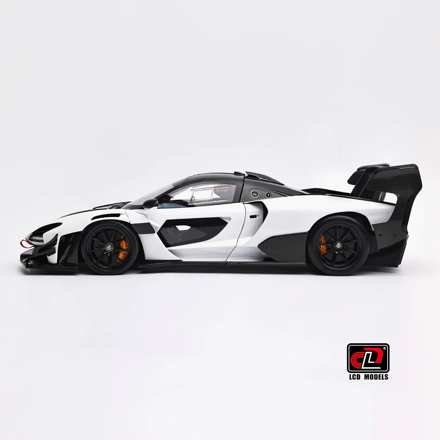 LCD McLaren Senna GTR White 1:18 Scale Diecast Model