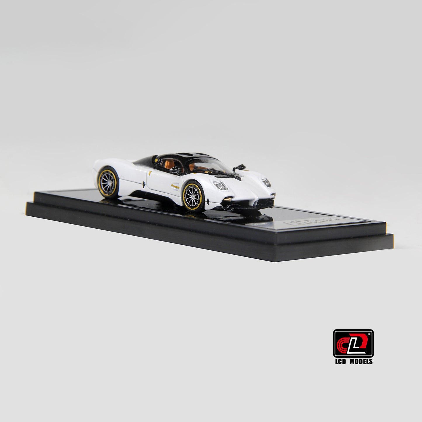 Pagani Utopia Coupe 1:64