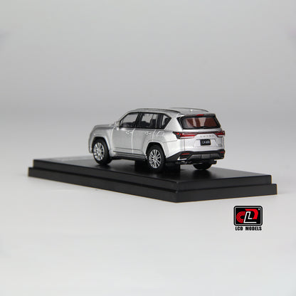 Lexus LX600 1:64