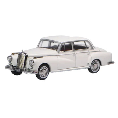 GFCC Mercedes-Benz 300D 1959 White 1:64 Scale Diecast Model