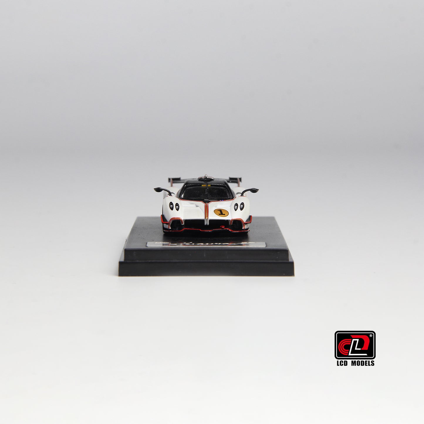 1:64 Pagani HuayraR