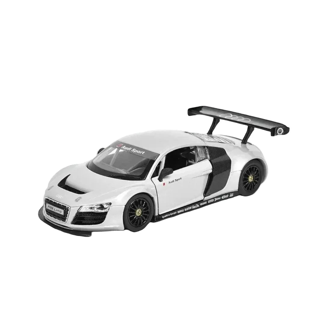 Premium scale diecast model car  – Audi R8, 1:24 Scale (White) Collectible