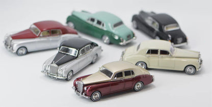 GFCC Rolls Royce Silver Cloud 1955 Ivory 1:64 Scale Diecast Model