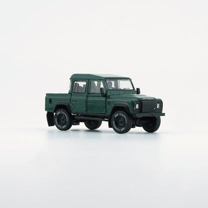 1:64 Land Rover 2016 Defender 110 Pick Up – Green (LHD)