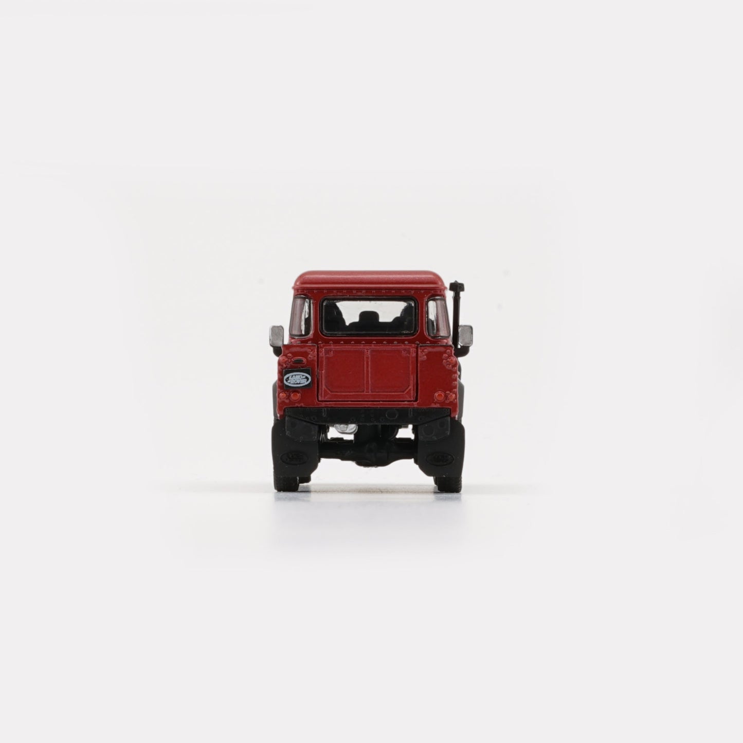 1:64 Land Rover 2016 Defender 110 Pick Up – Orange (LHD)