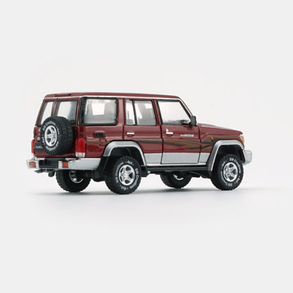 1:64 Toyota Land Cruiser LC76 – Dark Red (LHD)