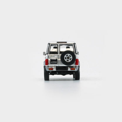 1:64 Toyota Land Cruiser LC76 – Silver (LHD)