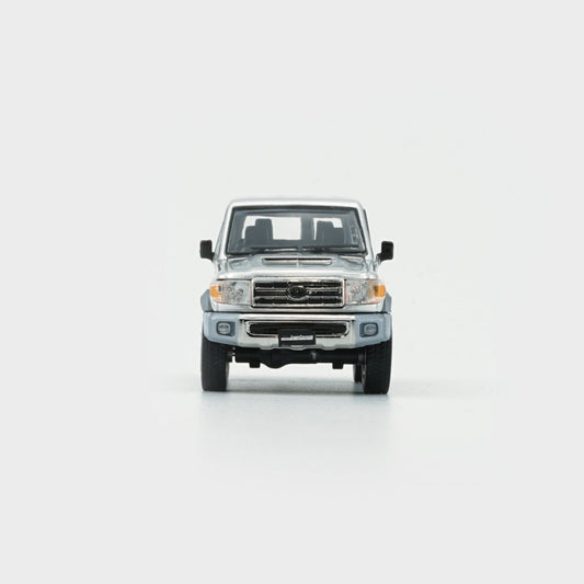 BMC 1:64 Toyota Land Cruiser LC76 – Silver (LHD)