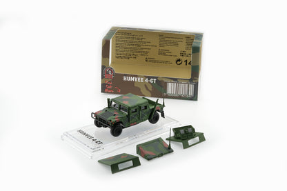 1:64 Humvee 4-CT – Woodland Camo with Stand Plate