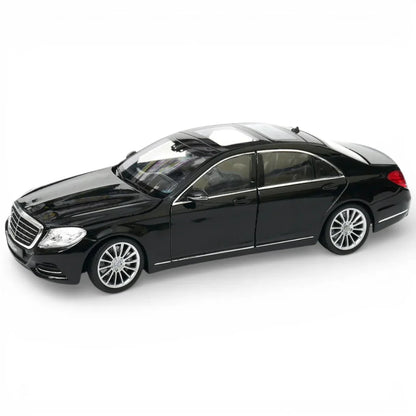 Mercedes-Benz S 600 1:32 Scale Diecast Collectible