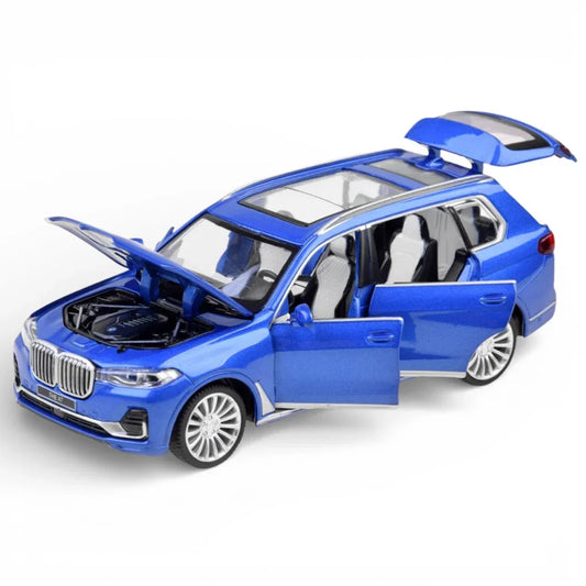 Premium scale diecast model car  – BMW X7, 1:32 Scale (Blue) Collectible
