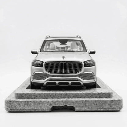Premium scale diecast model car  – Mercedes-Maybach GLS 600, 1:18 Scale Collectible