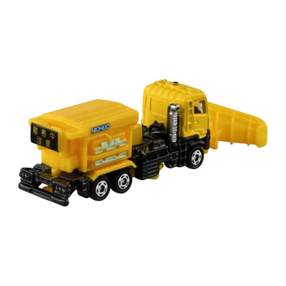 Takara Tomy Tomica No.39 Deicing NWS60BC5 Material Spreader 1:120 Scale (Yellow)