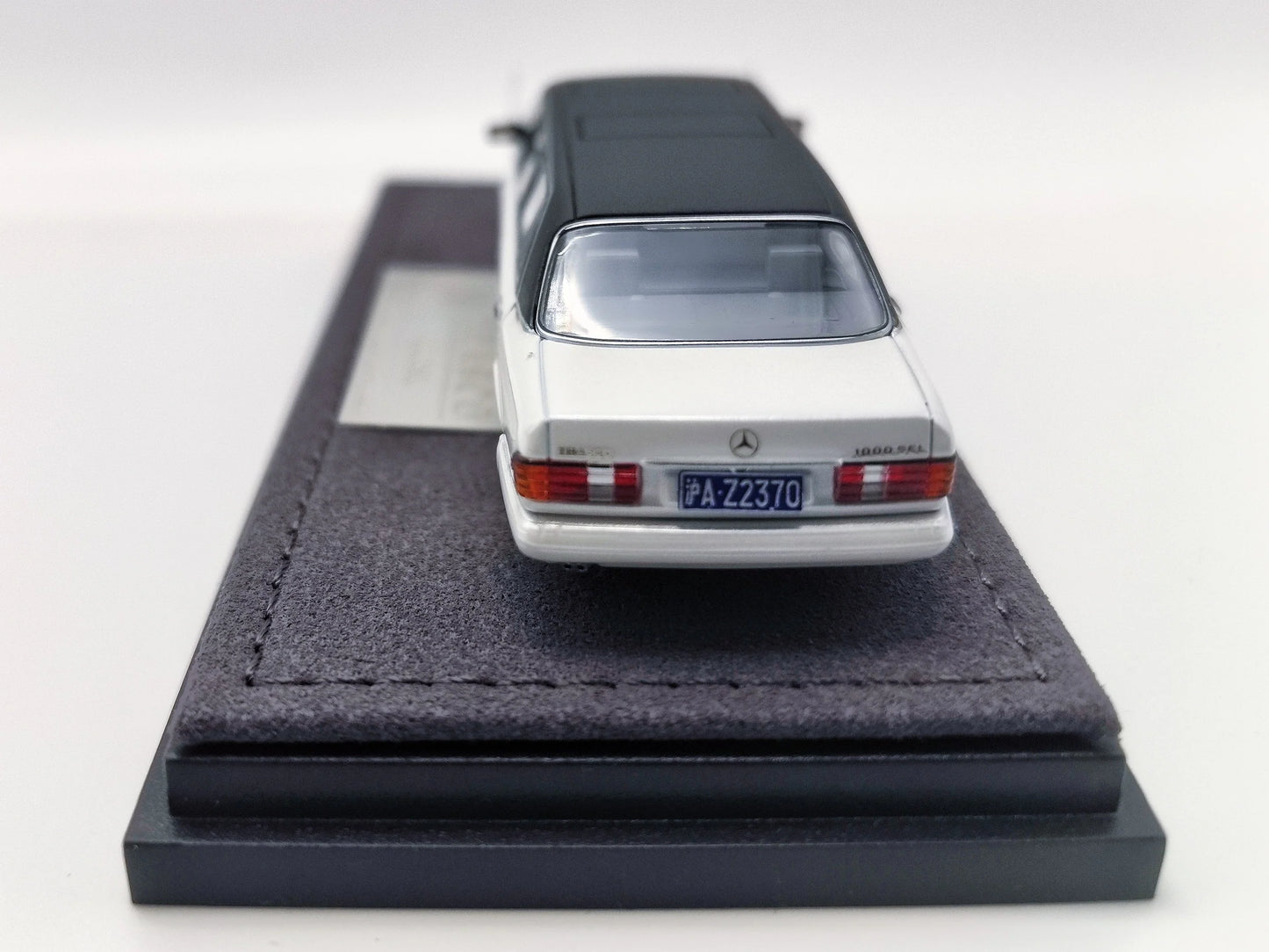HEC 2026 The Art of Model Mercedes S-Class W126 Trasco 1000SEL Limousine White 1:64 Scale Diecast Model