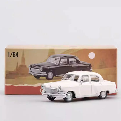 Perka GAZ-21 Volga White 1:64 Scale Diecast Model