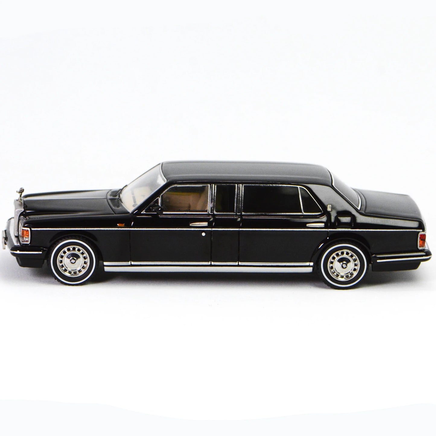 HEC 2026 GFCC Rolls-Royce Silver Spur Park Ward 1998 Black 1:64 Scale Diecast Model