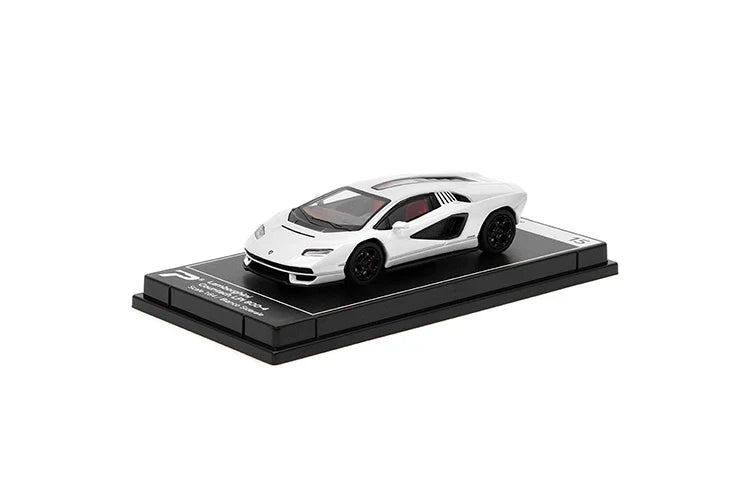 Lamborghini Countach LPI 800-4, 1:64 Scale (White)