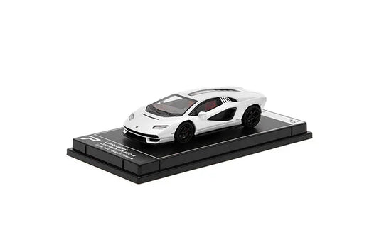 Premium scale diecast model car  – Lamborghini Countach LPI 800-4, 1:64 Scale (White) Collectible