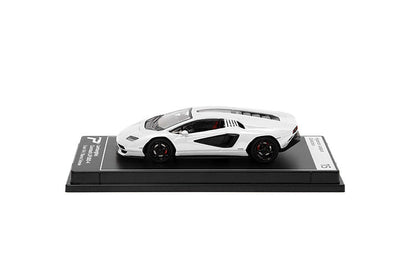 Lamborghini Countach LPI 800-4, 1:64 Scale (White)