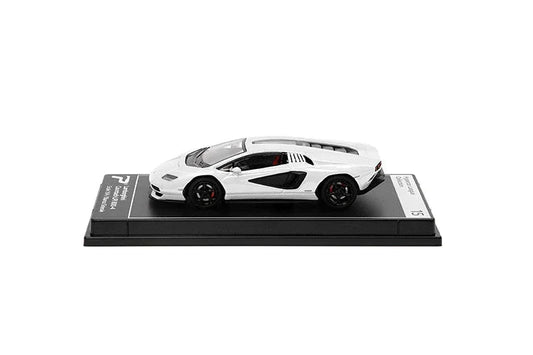 Premium scale diecast model car  – Lamborghini Countach LPI 800-4, 1:64 Scale (White) Collectible