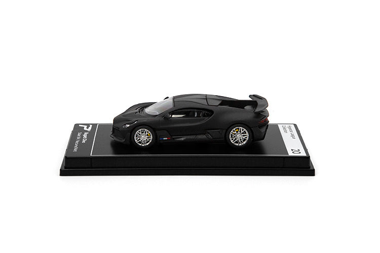 Bugatti Divo, 1:64 Scale (Black)