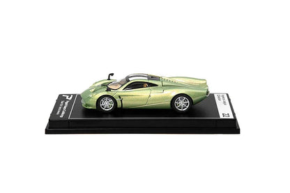 Premium scale diecast model car  – Pagani Huayra Codalunga, 1:64 Scale (Green) Collectible