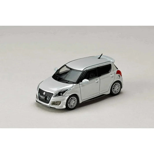 *PRE-ORDER* Swift Sport ZC32S, 1:64 Scale (Snow White Pearl) collectible diecast model at Poketwheels