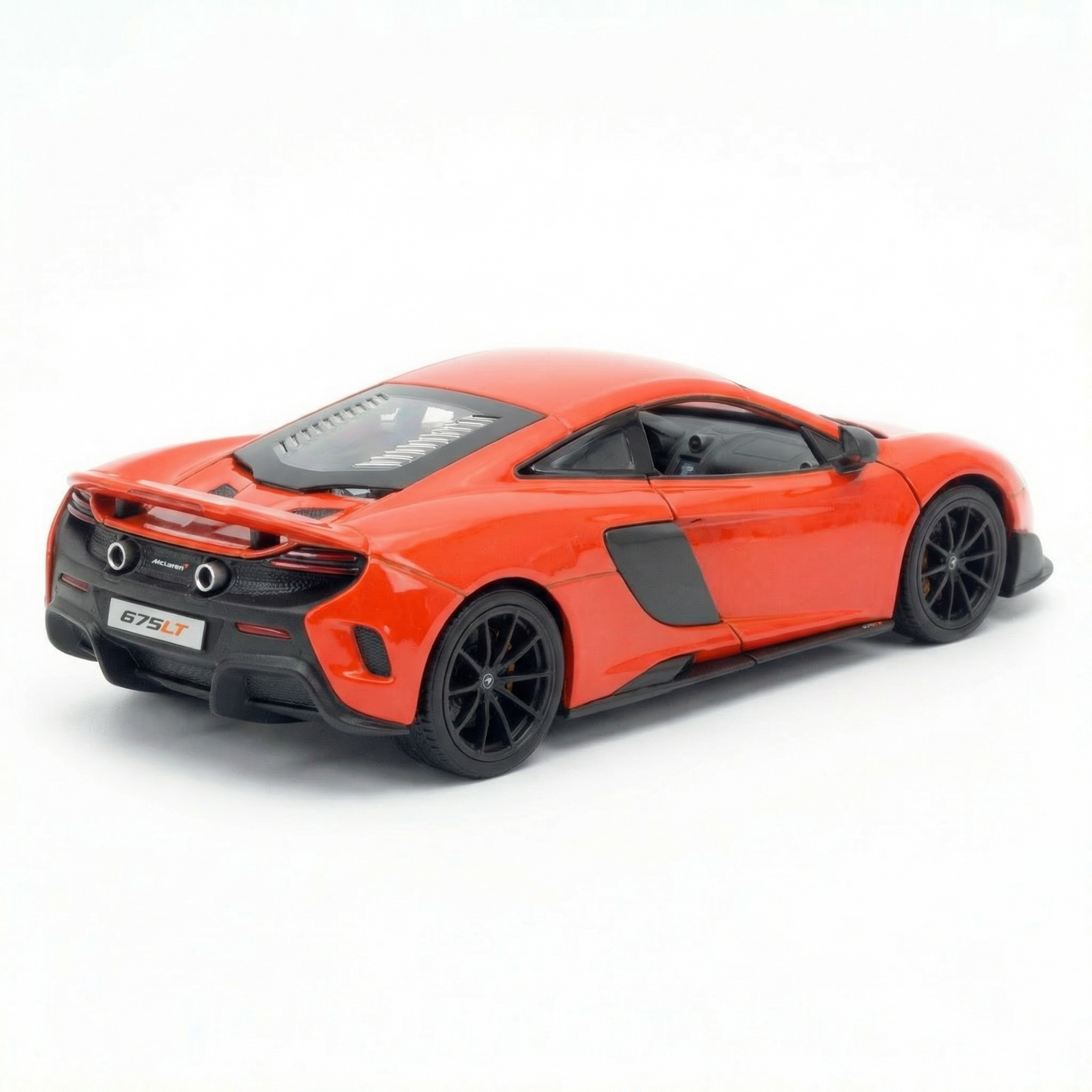 McLaren 675LT Coupe, 1:24 Scale