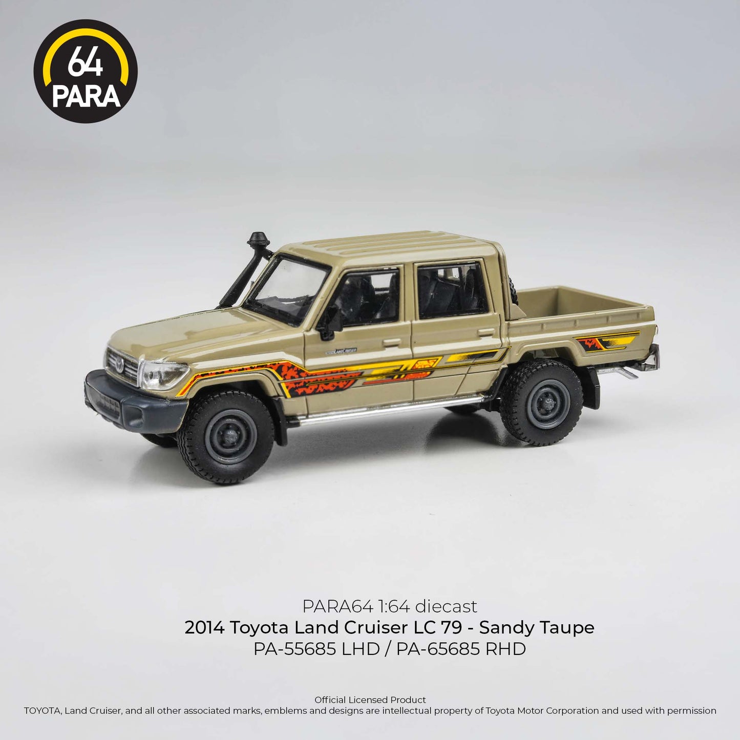 Toyota Land Cruiser 79 LHD 2014 1:64 Scale Diecast Collectible