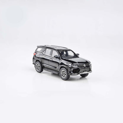 Toyota Fortuner 2023, 1:64 Scale (Black)