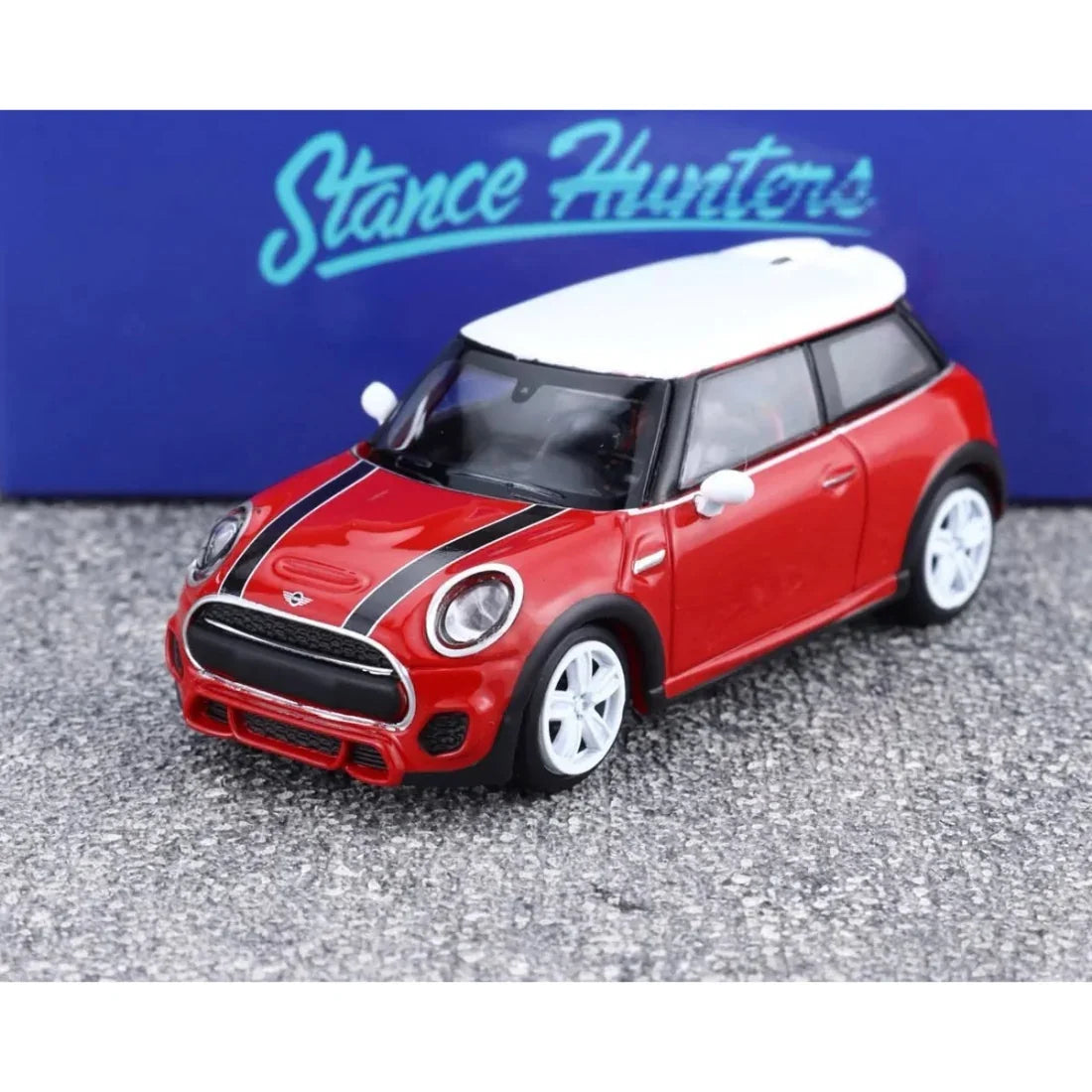 Mini Cooper Red with White Roof Top, 1:64 Scale collectible diecast model at Poketwheels