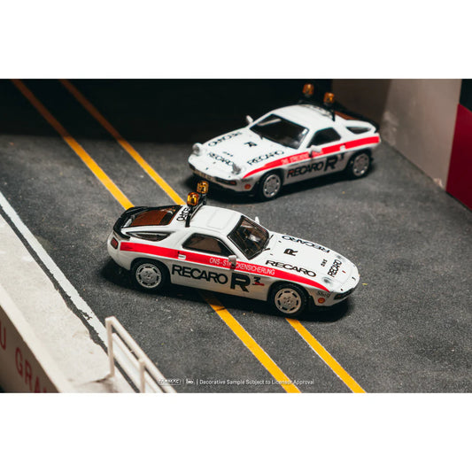 PRE-ORDER | Porsche 928 S Safety Car (Chance of Chase Car) 1:64 Scale by Tarmac Works