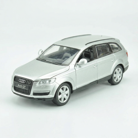 Audi Q7, 1:32 Scale