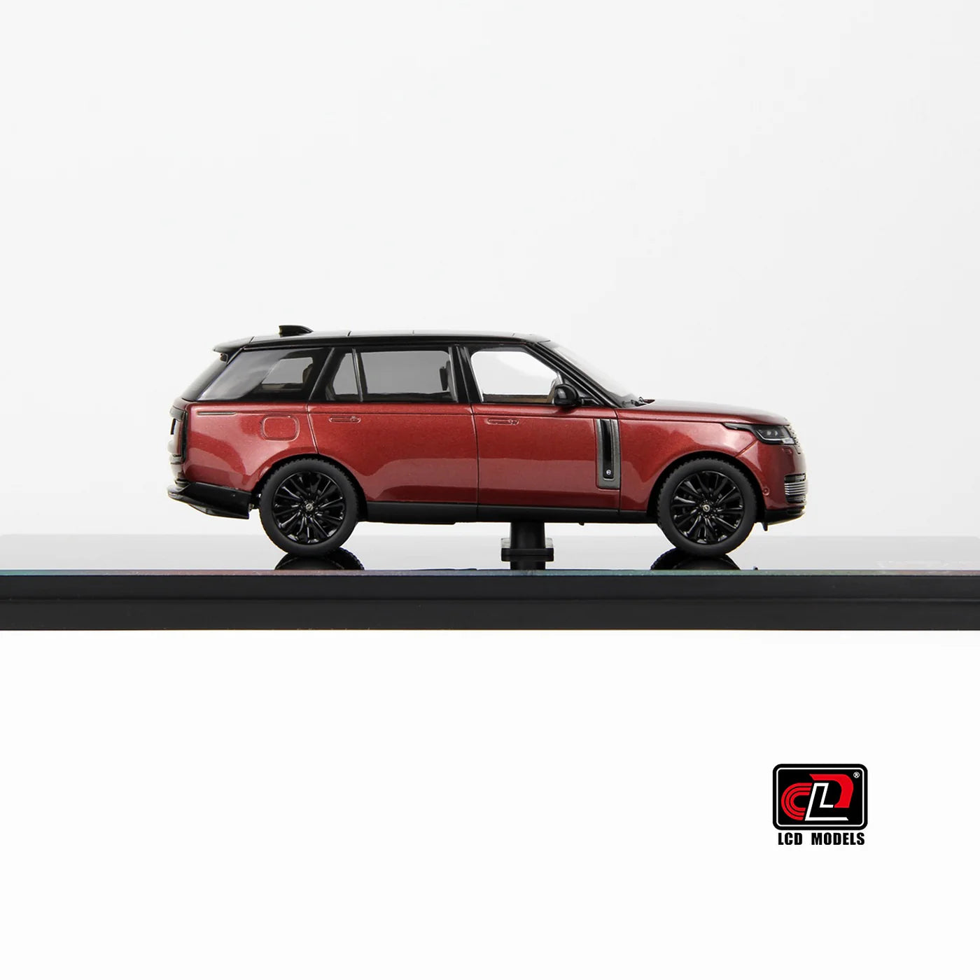 LCD Land Rover Range Rover SV Serenity Red 1:43 Scale Diecast Model