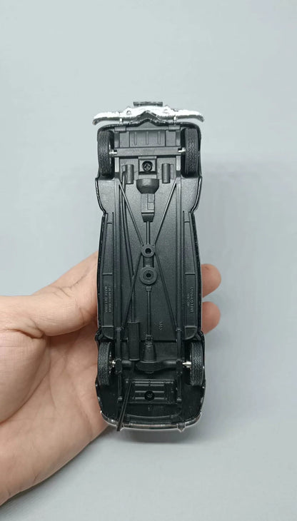 Perka ZIS-110 Ultra Luxury Limousine Black 1:64 Scale Diecast Model