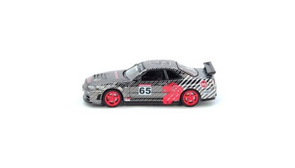 INNO64 Nissan Skyline GT-R R34 Black Crow Black 1:64 Scale Diecast Model (SGDE 2025)
