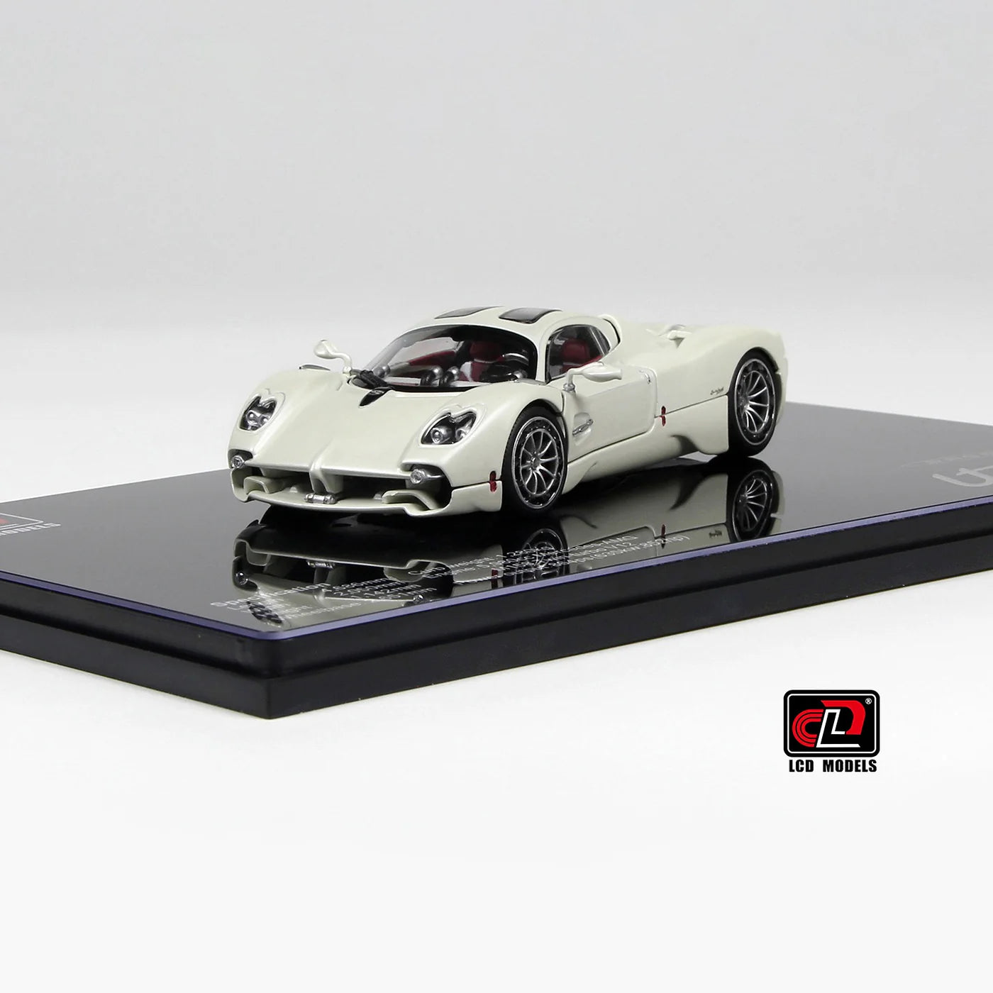 LCD Pagani Utopia White 1:43 Scale Diecast Model